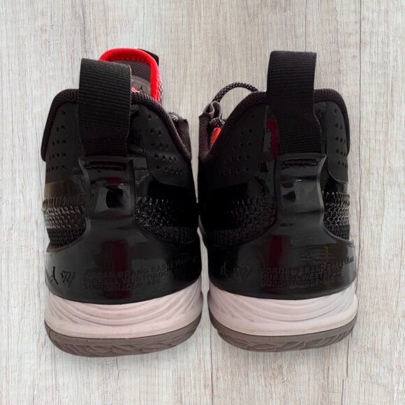 Nike Air Jordan Why Not Zer0.5 Basketball Shoes Mens 11 Black Grey Red CJ0780-00 - Picture 11 of 13